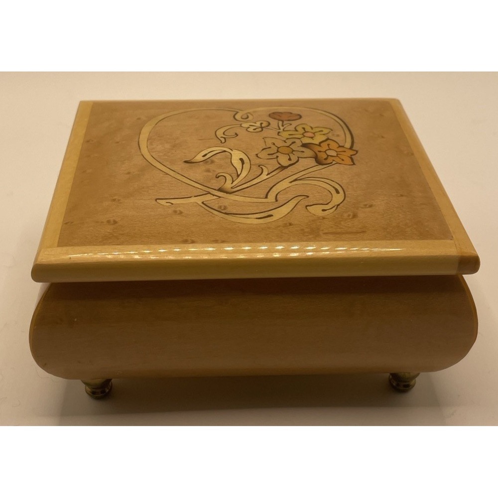 San Francisco Music Box Co Italy Wood Inlay Jewelry Box 4"x5"x2.5" "Memories "